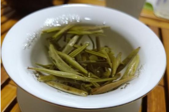 茉莉银针属于什么茶，茉莉银针适合什么人喝？